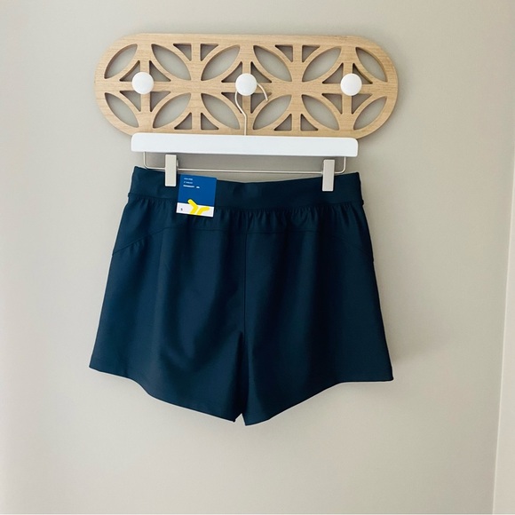 Old Navy Power Soft High Rise Go-Dry Shorts Black Sz Small NWT - Picture 5 of 9